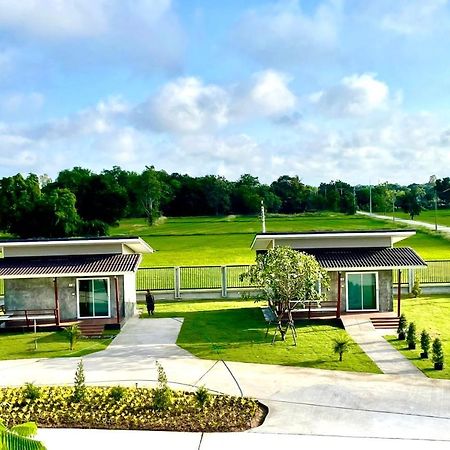Farm View Resort @Uthai Thani ฟาร์มวิว รีสอร์ท อุทัยธานี Nong Khayang Bagian luar foto